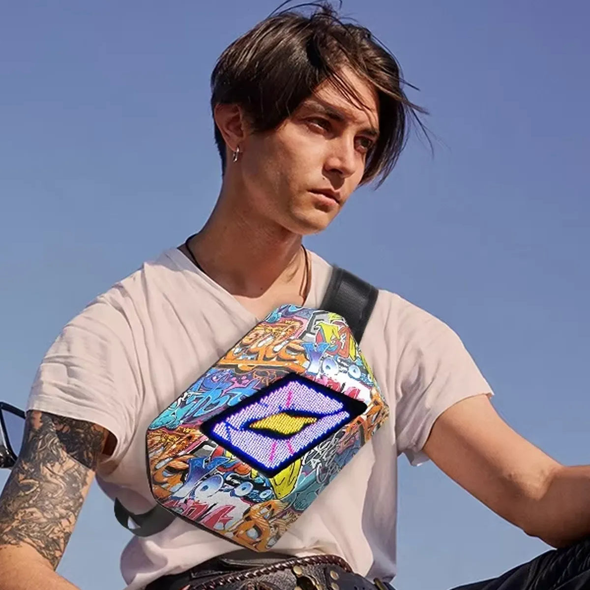 Graffiti Led Gözlü Omuz Çantası