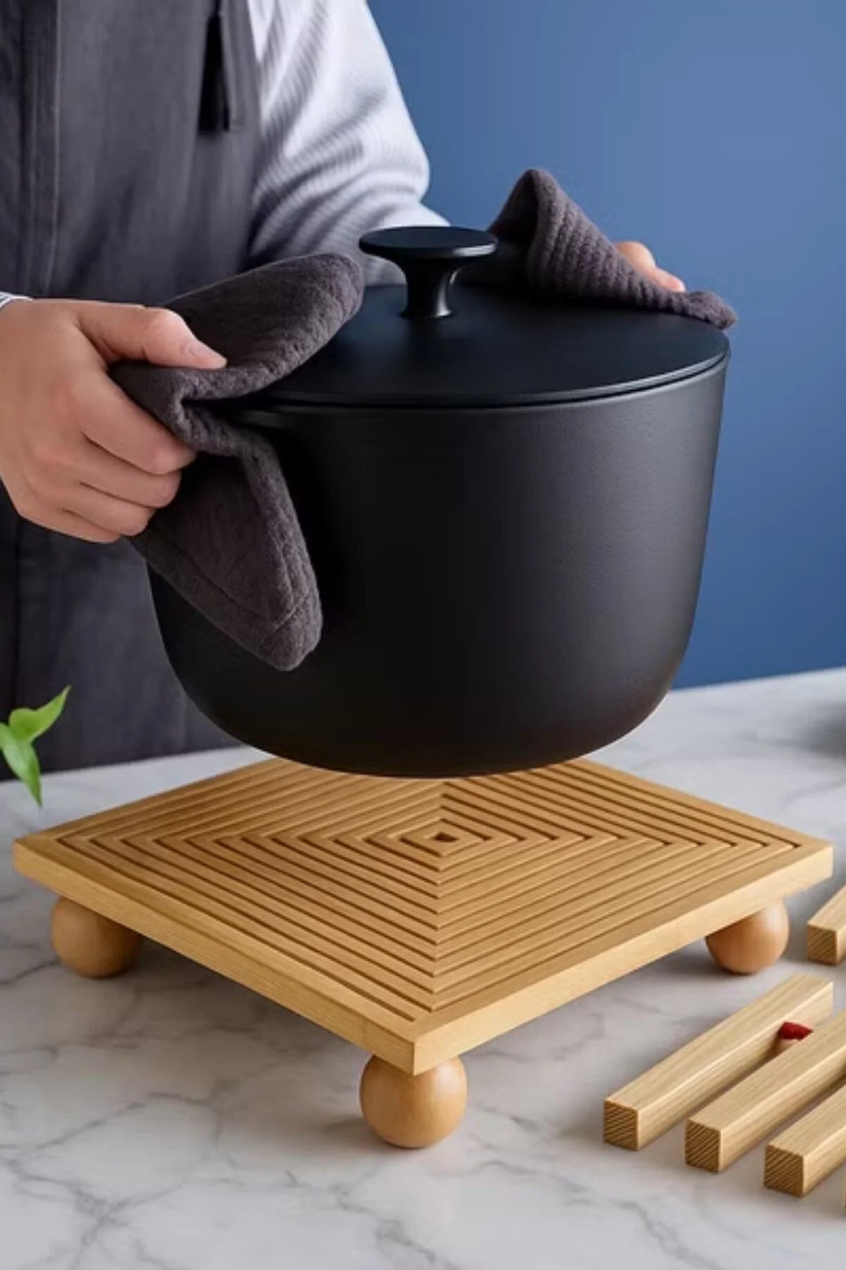 Bambu Dekoratif Top Ayaklı Sunum Tabağı, Servis Tabağı, (28 X 28 cm)