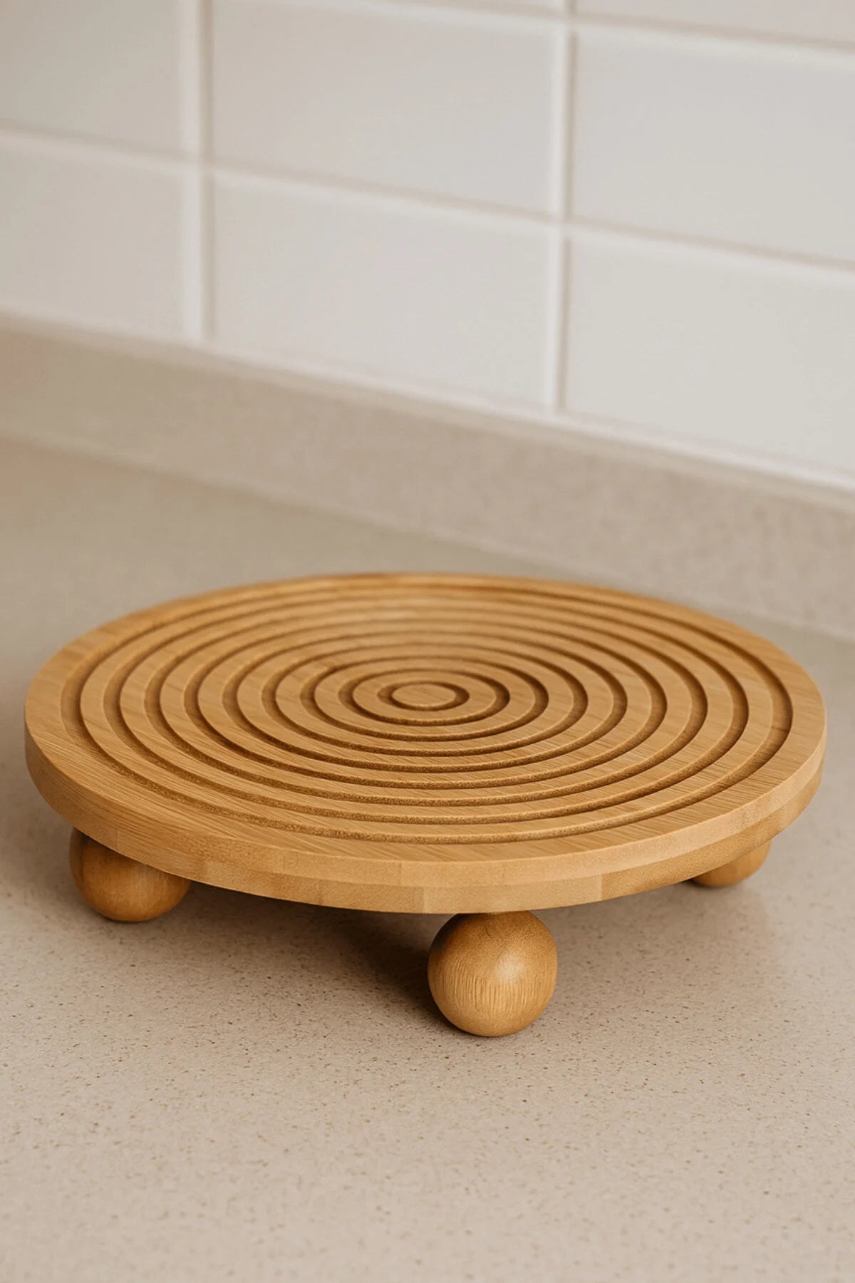 Bambu Dekoratif Top Ayaklı Yuvarlak Sunum Tabağı, Servis Tabağı, (28 X 28 cm)